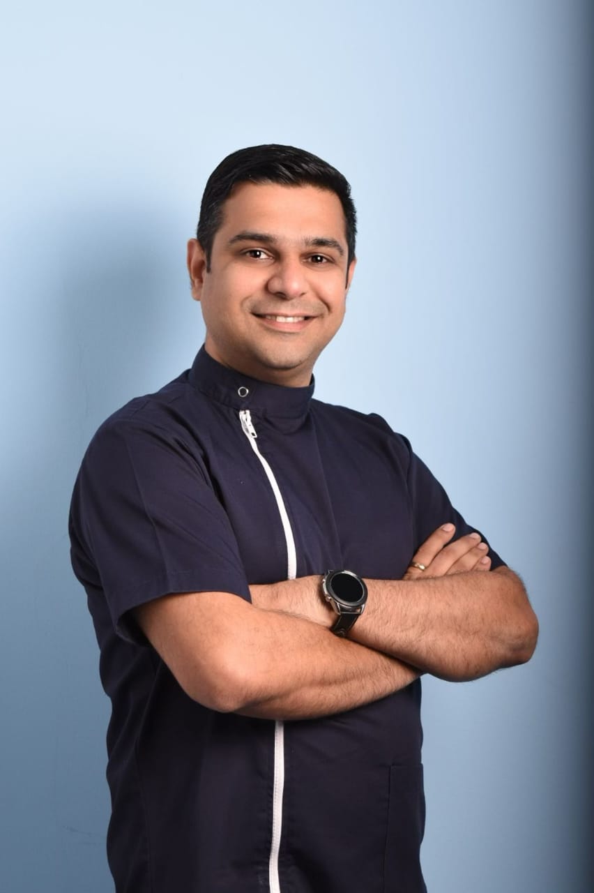 Dr Shridhar Munje Specialist Orthodontist Dubai JLT